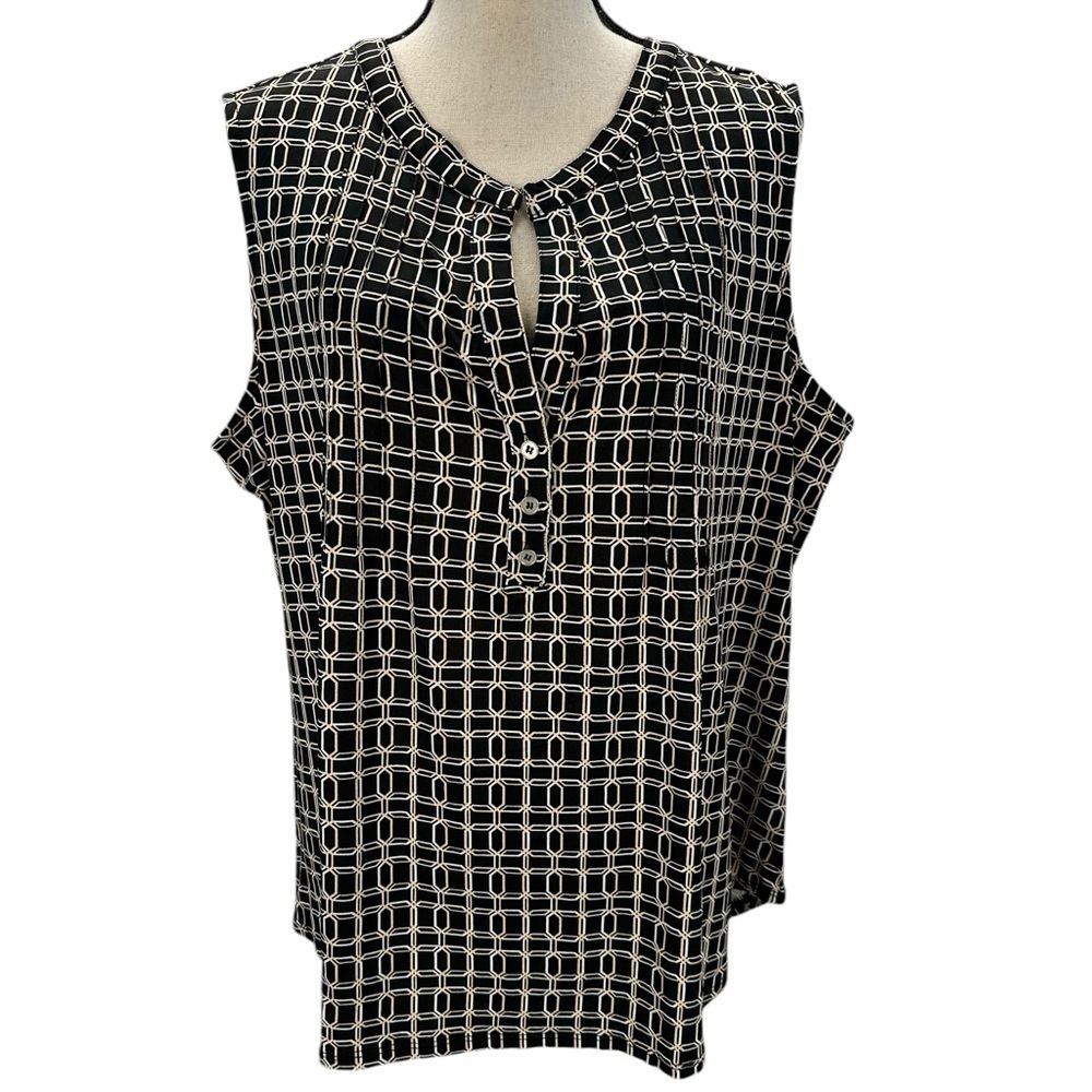 NY Collection Sleeveless V-Neck Interlock Ring Print Blouse - Black - size 1X